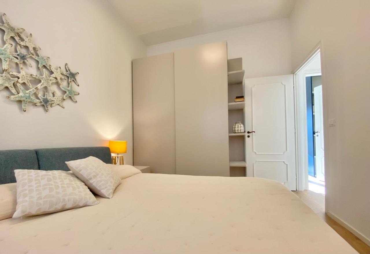 Casaviva-Stylish Trilo With Ac-Shared Pool-Parking Apartment Генуа Екстериор снимка