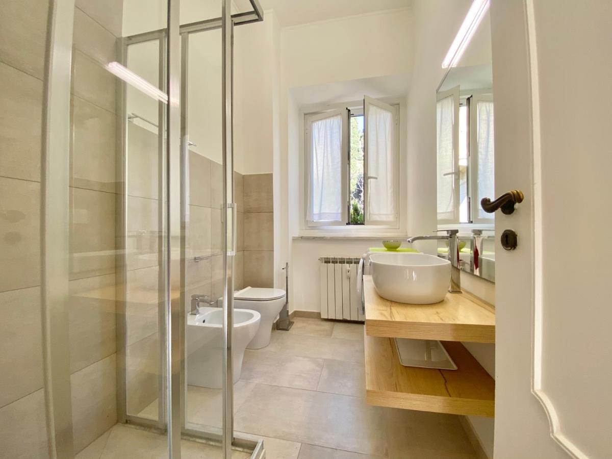 Casaviva-Stylish Trilo With Ac-Shared Pool-Parking Apartment Генуа Екстериор снимка