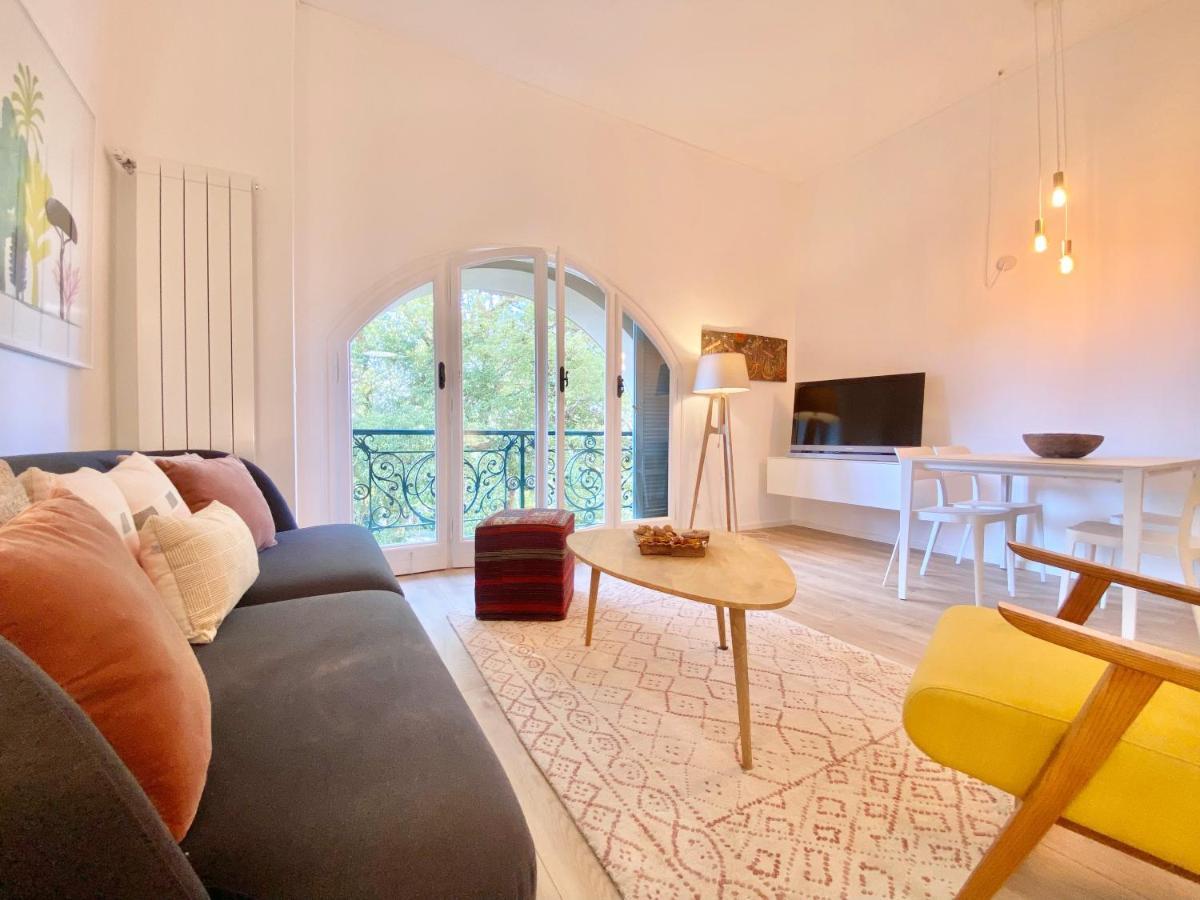 Casaviva-Stylish Trilo With Ac-Shared Pool-Parking Apartment Генуа Екстериор снимка